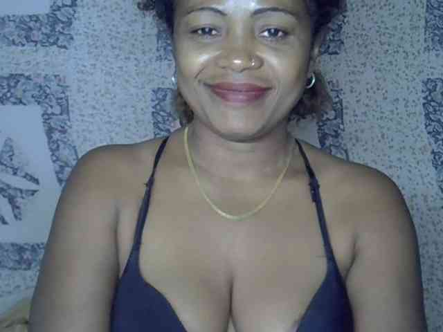 Sexywife1 webcam