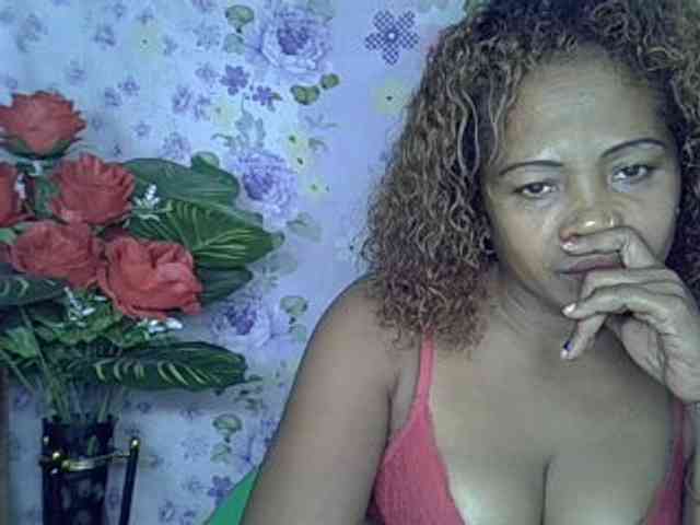 Sexywife1 webcam