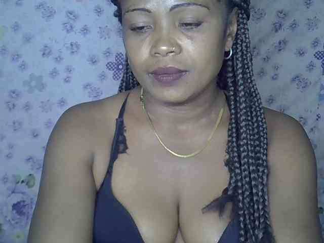 Sexywife1 webcam