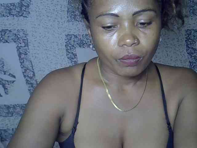 Sexywife1 webcam