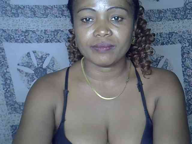 Sexywife1 webcam