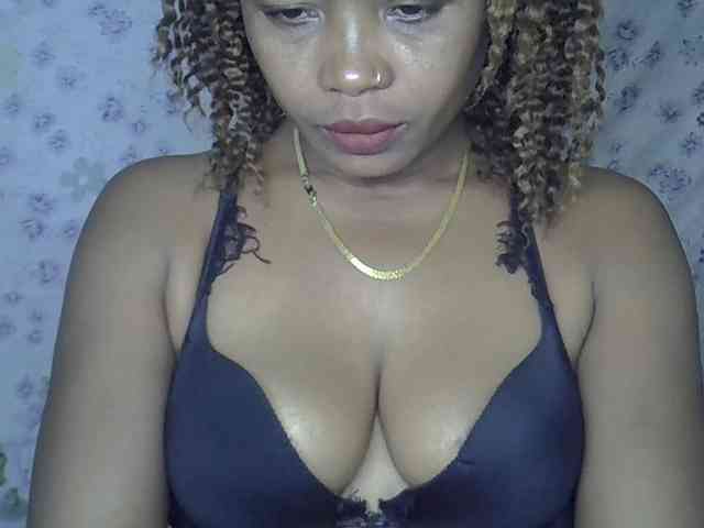 Sexywife1 webcam