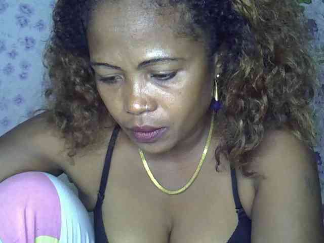 Sexywife1 webcam