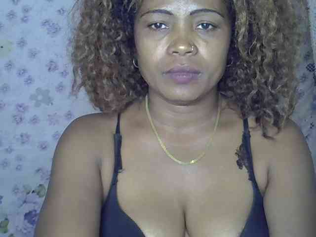 Sexywife1 webcam