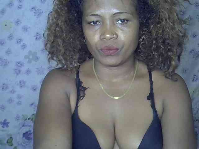 Sexywife1 webcam