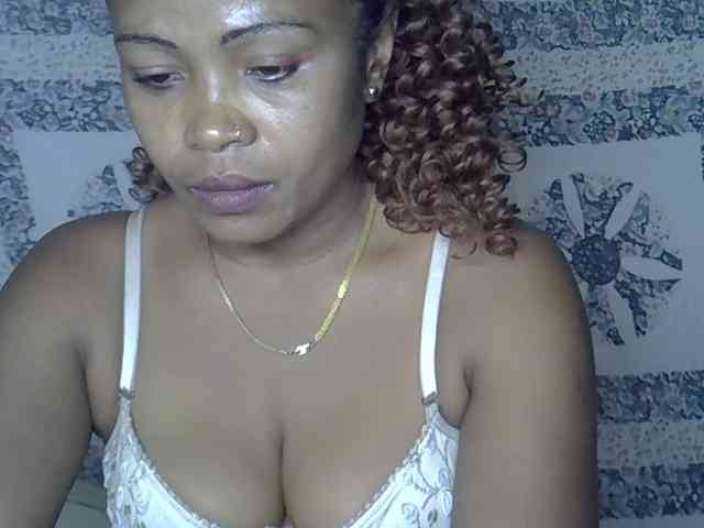 Sexywife1 webcam