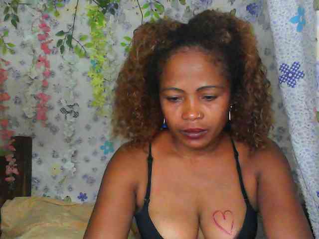 Sexywife1 webcam