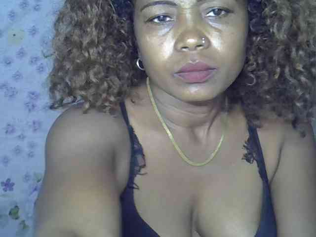 Sexywife1 webcam