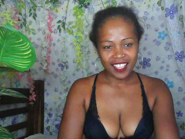 Sexywife1 webcam