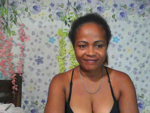 Sexywife1 webcam