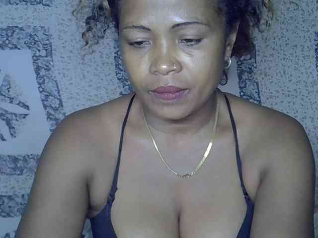 Sexywife1 webcam