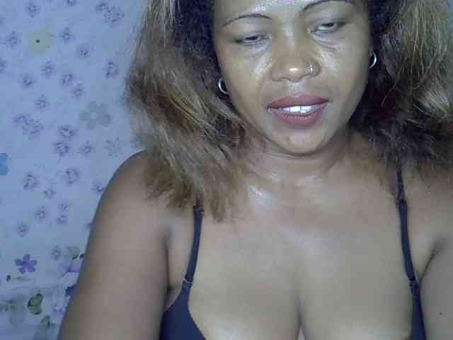 Sexywife1 webcam