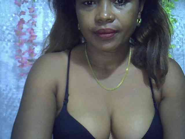 Sexywife1 webcam