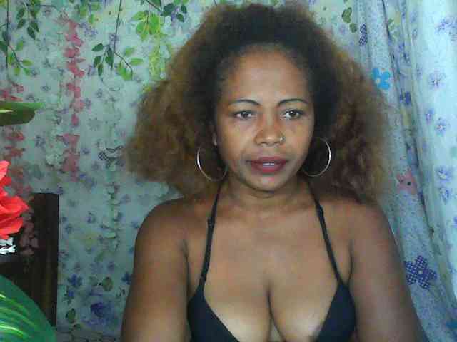 Sexywife1 webcam
