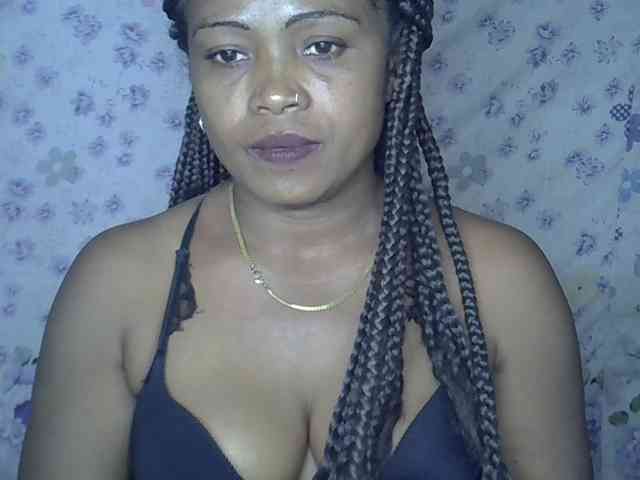 Sexywife1 webcam