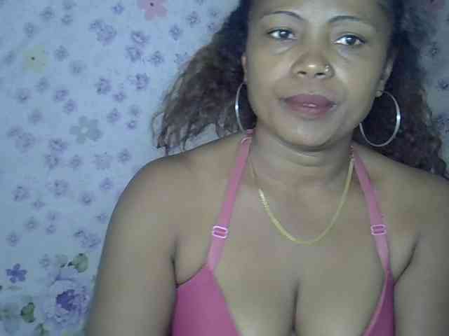 Sexywife1 webcam