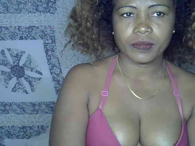 Sexywife1 webcam