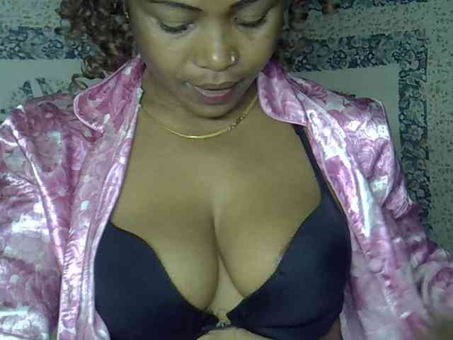 Sexywife1 webcam
