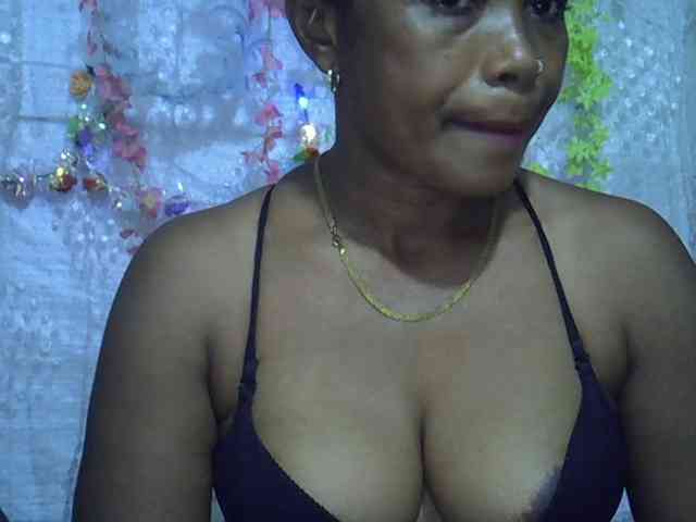 Sexywife1 webcam