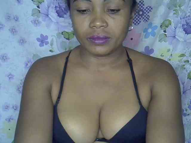 Sexywife1 webcam