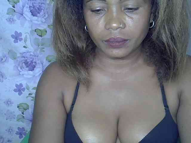 Sexywife1 webcam