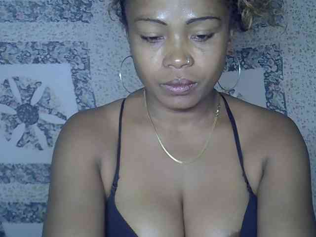 Modèle: Sexywife1