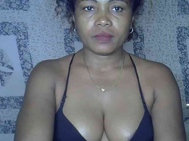 Sexywife1 webcam