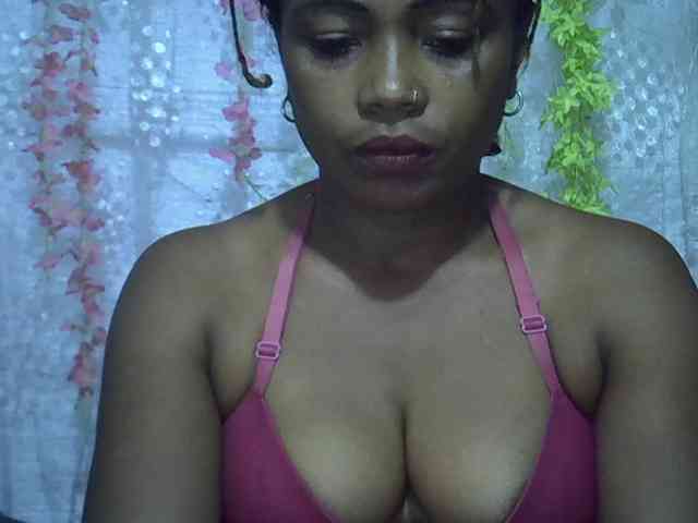 Sexywife1 webcam