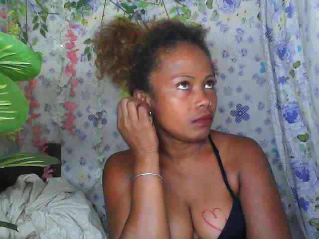 Sexywife1 webcam