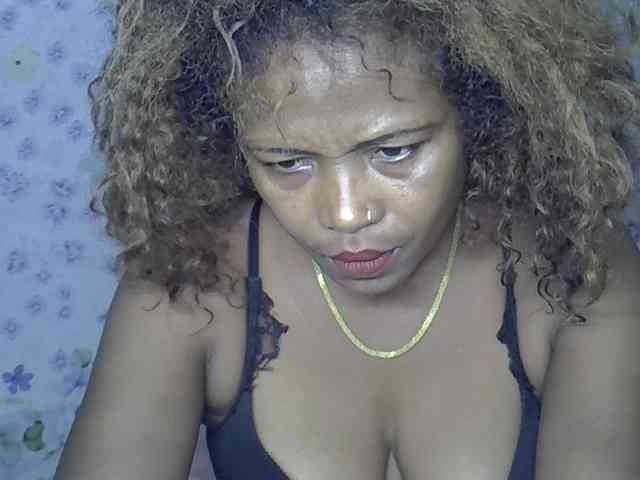 Sexywife1 webcam