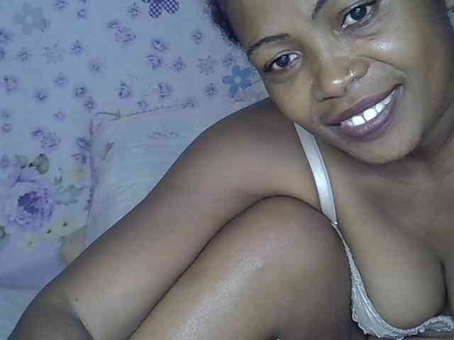Sexywife1 webcam