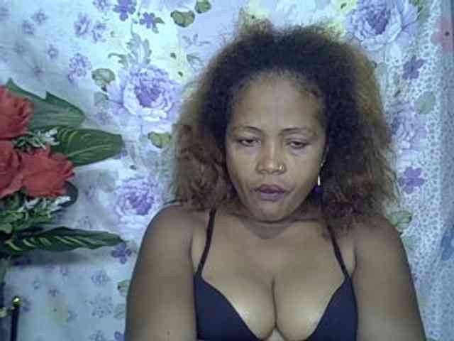 Sexywife1 webcam