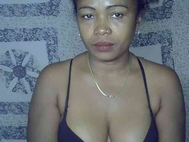 Sexywife1 webcam