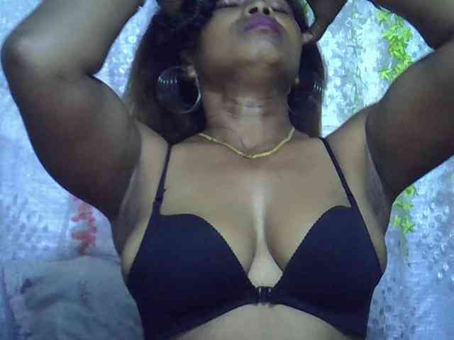 Sexywife1 webcam