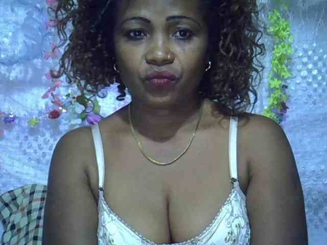 Sexywife1 webcam