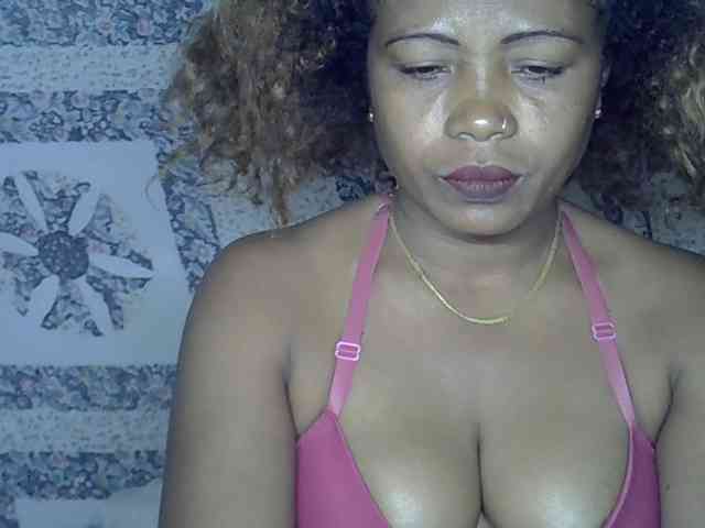 Sexywife1 webcam