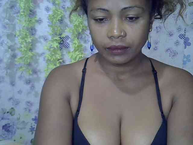 Sexywife1 webcam