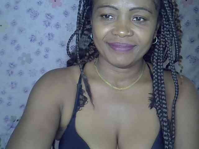 Sexywife1 webcam
