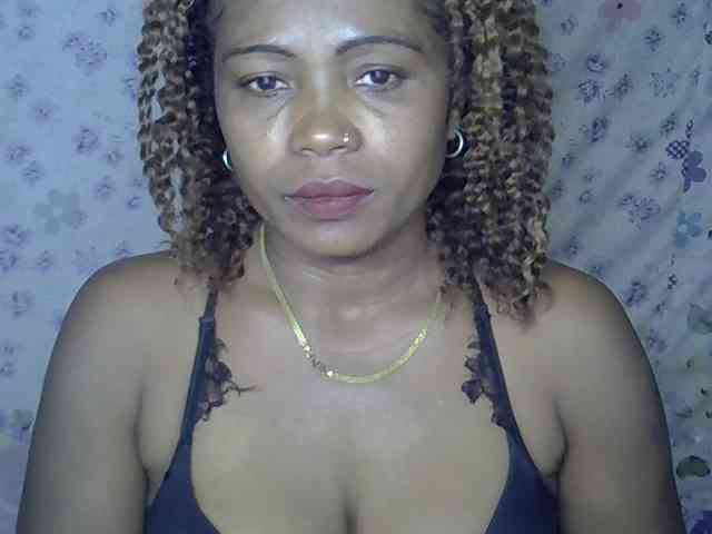 Sexywife1 webcam