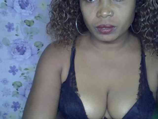 Sexywife1 webcam