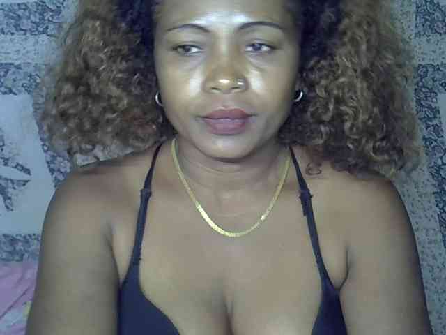 Sexywife1 webcam