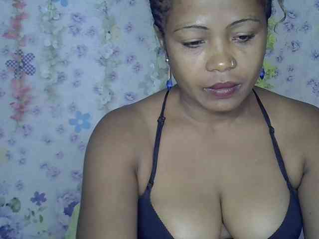Sexywife1 webcam