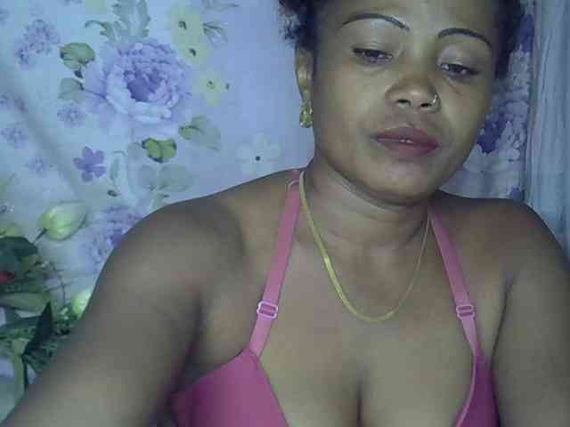 Sexywife1 webcam