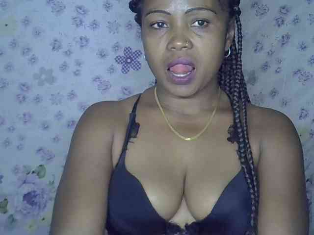 Sexywife1 webcam