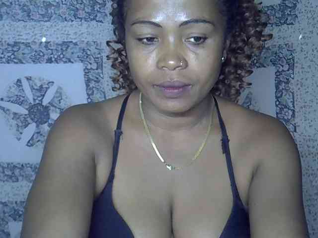 Sexywife1 webcam