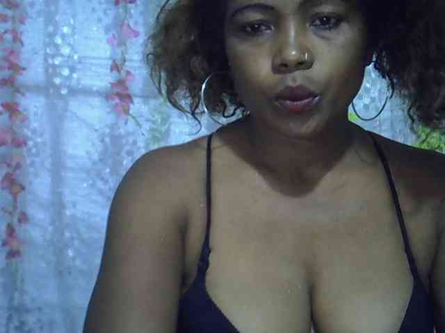 Sexywife1 webcam