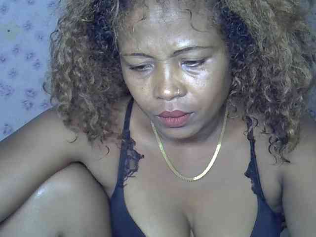 Sexywife1 webcam