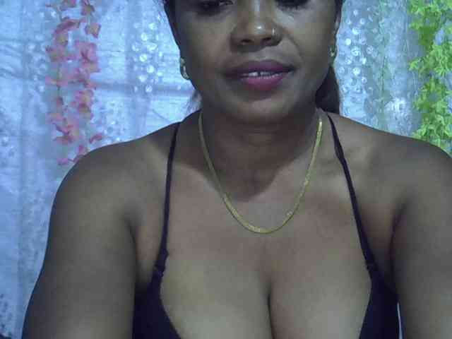 Sexywife1 webcam