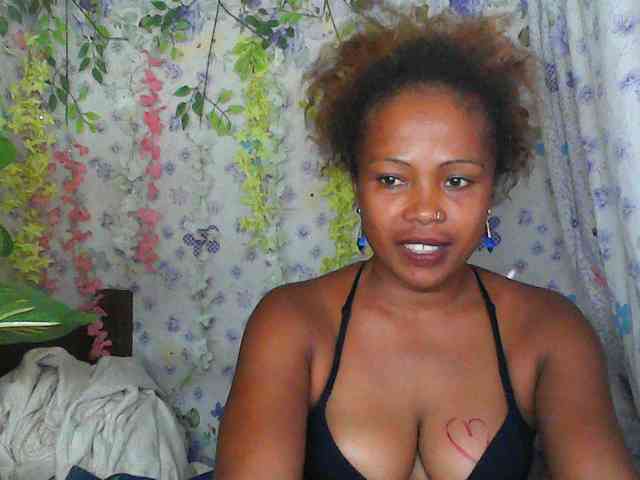 Sexywife1 webcam
