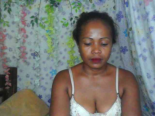 Sexywife1 webcam